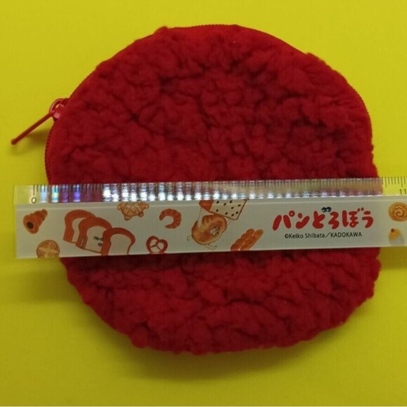 Monchichi Round Fluffy Small Pouch - Picture 5 of 6